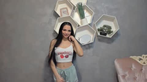 evashy99 online show from February 11, 8:45 pm