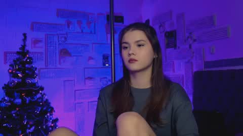Snapshot of evathopson chatting on January 19, 12:06 pm Eva next stream - - 1600 UTC2000 online show from January 19, 12:06 pm