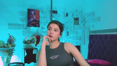 Snapshot of evathopson chatting on March 1, 3:38 pm Eva next stream - - 1600 UTC2000 online show from March 1, 3:38 pm