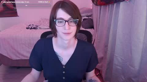 Vivi online show from February 16, 3:04 am