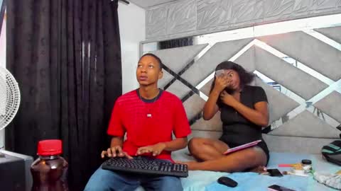 Eva And Emmanuel online show from March 5, 12:55 pm