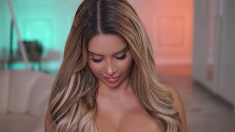 Eva online show from December 22, 9:54 pm