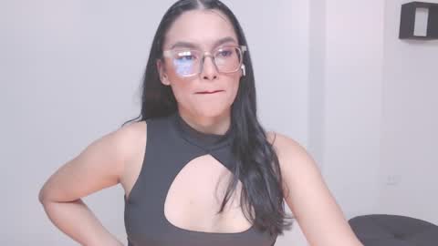 Eve Rox18 online show from May 3, 10:43 am
