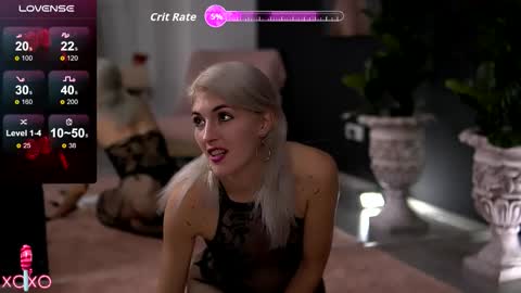 Snapshot of eveamour chatting on October 14, 10:35 pm Eve online show from October 14, 10:35 pm