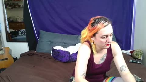 Snapshot of evelan123 chatting on September 28, 10:19 pm Chulal online show from September 28, 10:19 pm