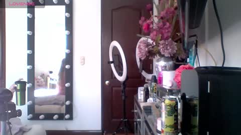 Snapshot of evelynagrey chatting on September 21, 12:53 pm EvelynaGrey online show from September 21, 12:53 pm