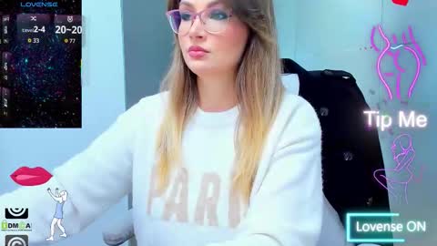 evelyne_rose online show from December 1, 5:38 am