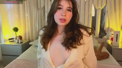 EvelynRosess online show from February 19, 8:20 pm