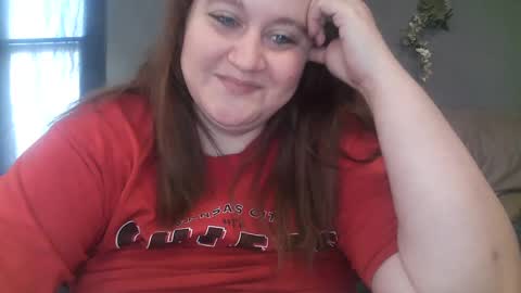 Evelyn Vanderbilt online show from December 3, 4:11 pm