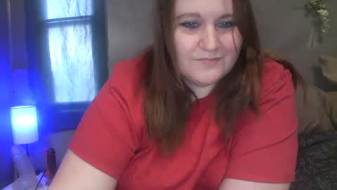 Evelyn Vanderbilt online show from December 4, 2:09 pm