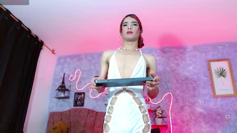 everlin__hot_ online show from February 20, 11:12 am