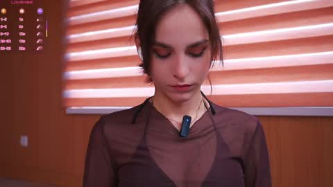 Anita online show from April 10, 8:30 am