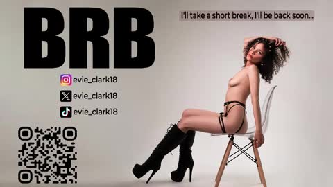 Snapshot of evie_clark_ chatting on February 26, 7:21 pm My name is Evie nice to meet you really get to know me better private is open online show from February 26, 7:21 pm