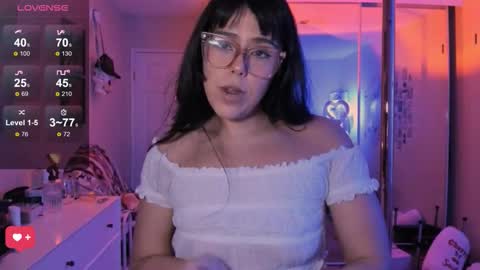 Evie Luna online show from December 17, 1:12 am