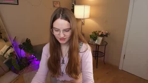 evii_stich online show from September 22, 6:23 pm