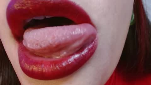 Evoleth online show from December 14, 6:35 am