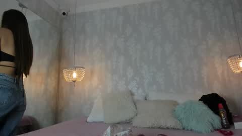 Snapshot of evolette_angels chatting on October 1, 6:51 pm EVOLETTE ANGELS online show from October 1, 6:51 pm