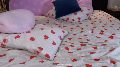 Snapshot of excellent_ella chatting on September 21, 9:13 am Ella for you online show from September 21, 9:13 am