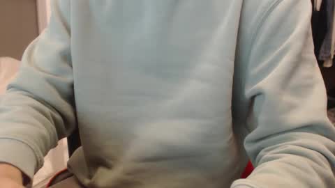 excited222 online show from October 28, 7:09 am