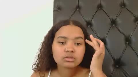 courtney online show from November 26, 6:43 am