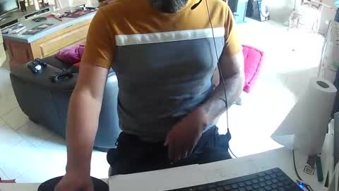 Snapshot of exibdevil chatting on September 29, 3:55 pm Gio online show from September 29, 3:55 pm