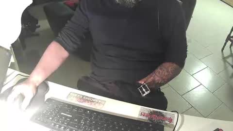 Snapshot of exibdevil chatting on February 26, 8:36 pm Gio online show from February 26, 8:36 pm