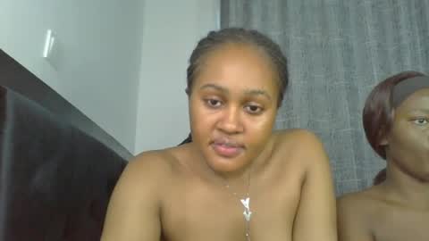 exotic_cutiee online show from June 24, 5:36 am
