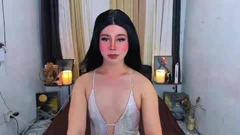 expensive_elise online show from May 24, 4:24 pm