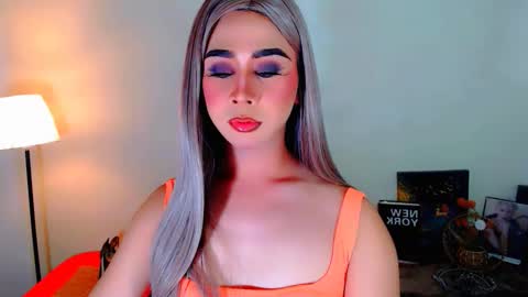 expensive_elise online show from March 10, 5:50 pm