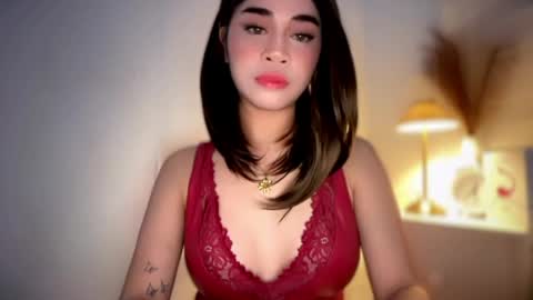 chloee online show from April 4, 5:31 pm