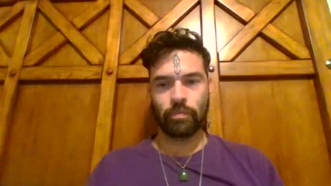 Antonio Leon Gibson-Cushing online show from July 20, 2:36 am
