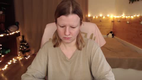 Crystal online show from February 3, 10:32 pm