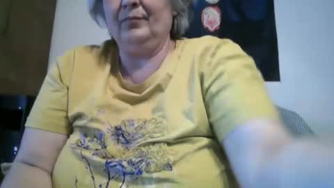 ExquisiteMature online show from April 12, 1:04 pm