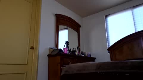 Kim20 online show from January 28, 8:36 pm