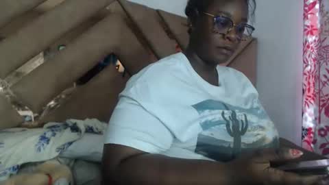 eyshaexotii online show from May 18, 2:01 pm