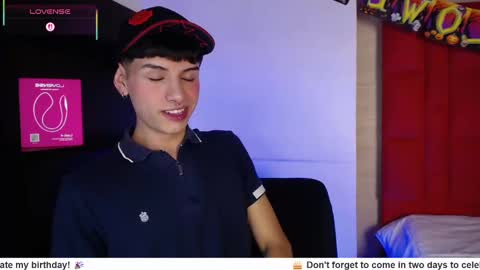 Snapshot of ezra_storm chatting on October 9, 5:24 am Juan online show from October 9, 5:24 am