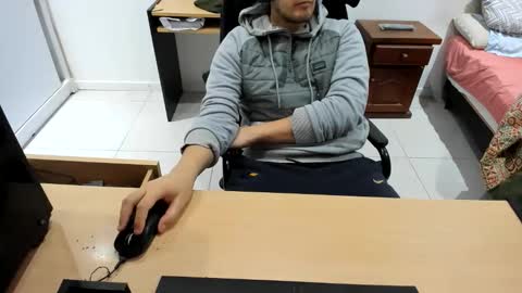 Ezzeq online show from May 31, 3:27 am