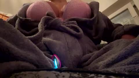 f3ckdolllucy online show from April 9, 1:20 am