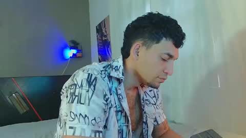 Snapshot of fabi_calde chatting on March 3, 6:03 pm fabi online show from March 3, 6:03 pm