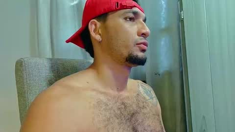 Snapshot of fabi_calde chatting on October 15, 5:14 pm fabi online show from October 15, 5:14 pm
