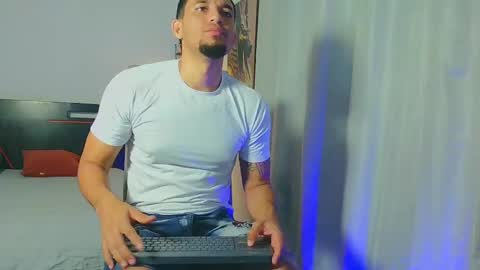 Snapshot of fabi_calde chatting on January 3, 1:24 pm fabi online show from January 3, 1:24 pm