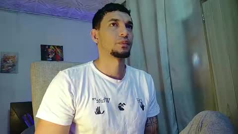 Snapshot of fabi_calde chatting on October 18, 12:20 pm fabi online show from October 18, 12:20 pm