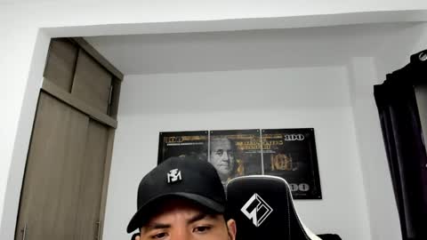 Fabian arango online show from May 24, 11:39 am
