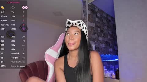 Thianna online show from February 12, 10:24 am