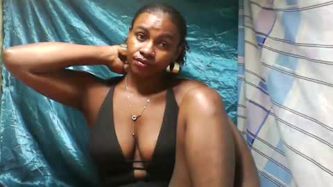 Fabriola9794 online show from March 29, 4:41 pm