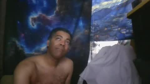 fadeyisteven32 online show from November 2, 10:43 pm