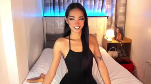 Snapshot of faelore_ chatting on January 11, 7:16 pm faelore online show from January 11, 7:16 pm