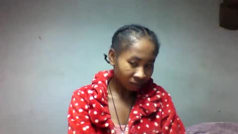 faiqua95 online show from May 24, 7:42 pm