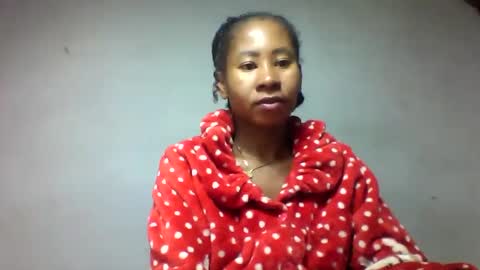 faiqua95 online show from May 22, 10:22 am