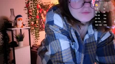 Tara online show from April 5, 9:45 pm